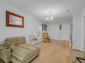 6834 New York Street, Houston TX 77021