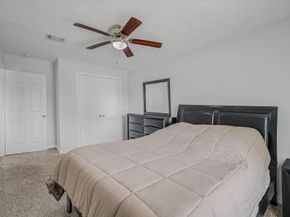 6834 New York Street, Houston TX 77021