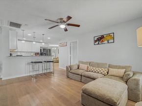 6834 New York Street, Houston TX 77021