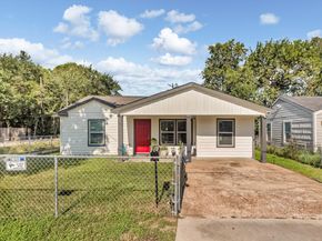 6834 New York Street, Houston TX 77021