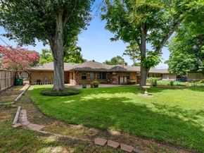 5007 Creekbend Drive, Houston TX 77035