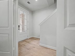 3033 Hicks Street, Houston TX 77007