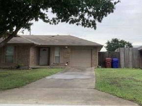 909 Loganwood Drive, Royse City TX 75189
