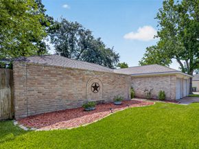 5015 Blueberry Hill Drive, Houston TX 77084
