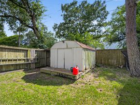 5015 Blueberry Hill Drive, Houston TX 77084