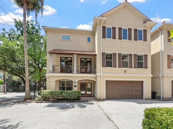 427 Jackson Hill Street, Houston TX 77007