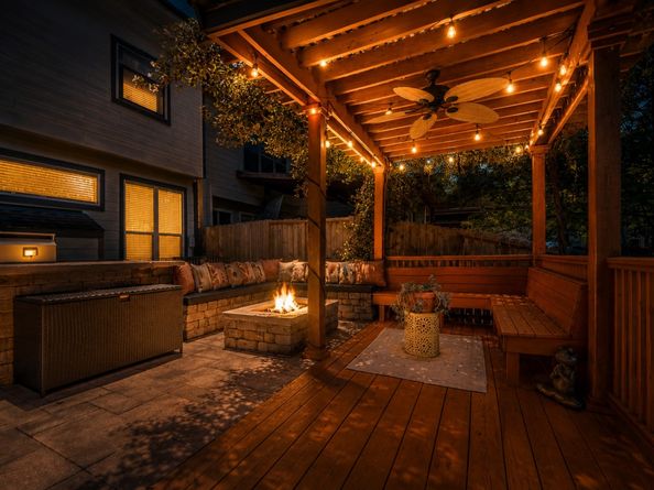 1111 W 26th Street, Houston TX 77008