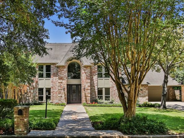 810 Herdsman Drive, Houston TX 77079