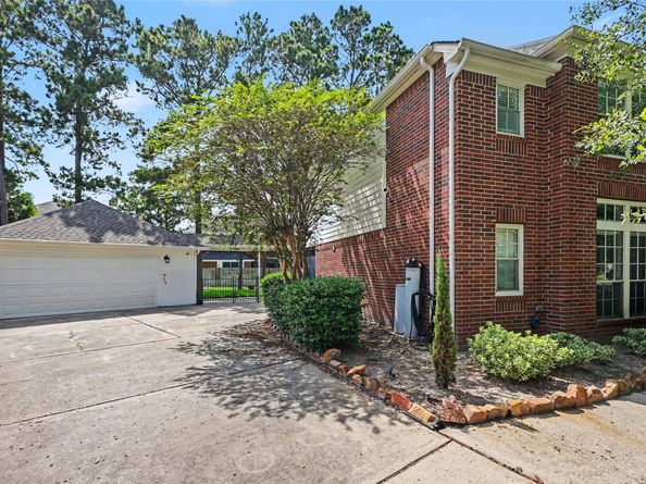 18407 Teal Creek Drive, Humble TX 77346
