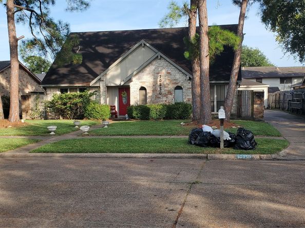 10350 Sageglow Drive, Houston TX 77089