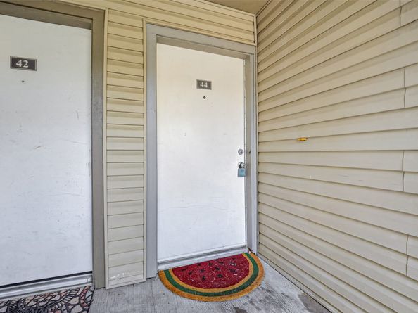 9707 Richmond Avenue 44, Houston TX 77042