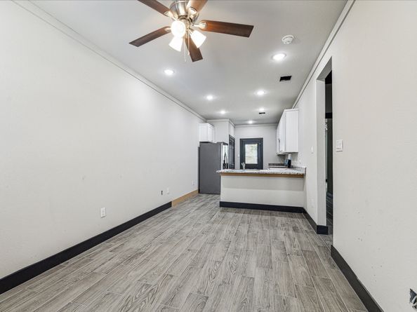 7914 Bowen Street, Houston TX 77051