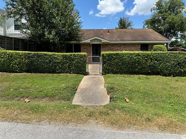 4511 Chapman Street, Houston TX 77009