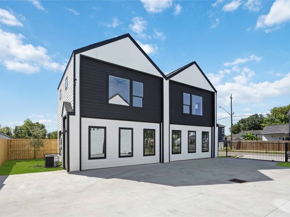 4202 Kewanee Street AD, Houston TX 77051