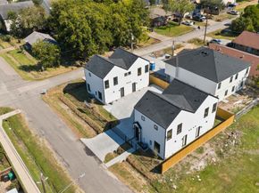 4202 Kewanee Street AD, Houston TX 77051