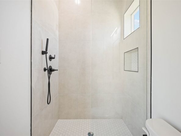 4202 Kewanee Street AD, Houston TX 77051