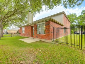 10338 E Summit Canyon Drive, Houston TX 77095