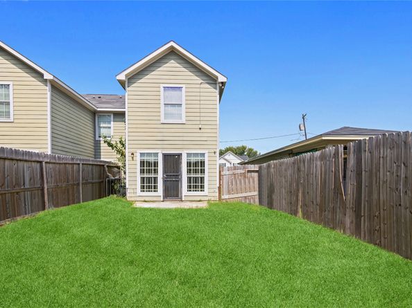 4640 Knoxville Street A, Houston TX 77051