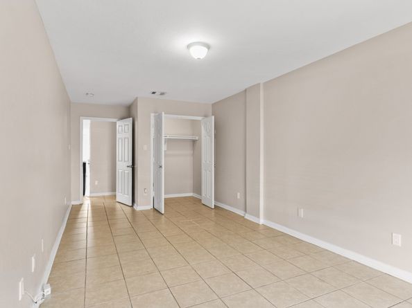 4640 Knoxville Street A, Houston TX 77051