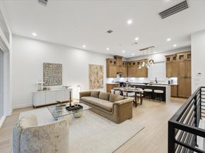 1109 Ennis Street, Houston TX 77003