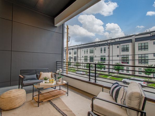 1109 Ennis Street, Houston TX 77003