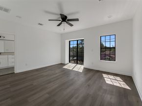 727 E 40th Street, Houston TX 77022