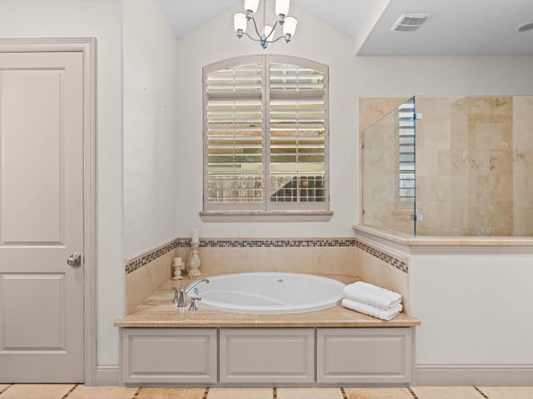 903 Wycliffe Drive, Houston TX 77079