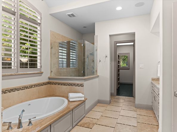 903 Wycliffe Drive, Houston TX 77079