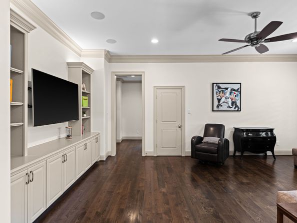 903 Wycliffe Drive, Houston TX 77079