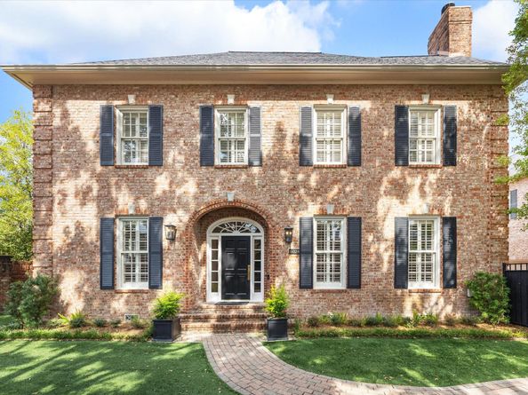 6024 Burgoyne Road, Houston TX 77057