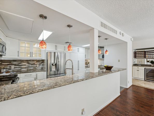 5150 Hidalgo Street 204, Houston TX 77056