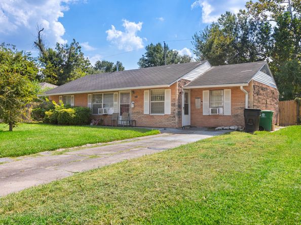 6026 Wortham Way, Houston TX 77033