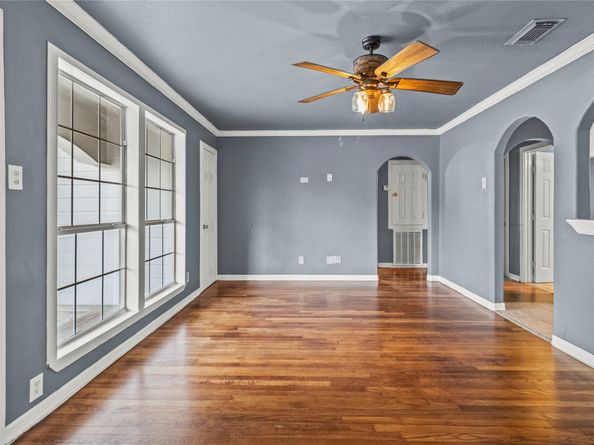 7220 Parker Road, Houston TX 77016