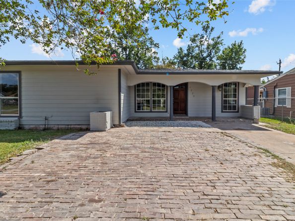 7220 Parker Road, Houston TX 77016