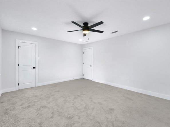 5610 Oak Trail Lane, Houston TX 77091