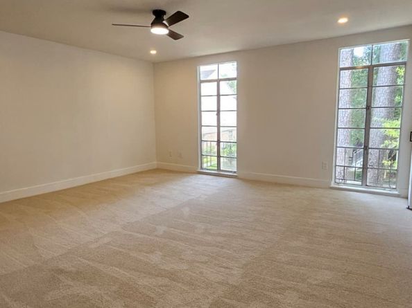 893 Wax Myrtle Lane 3, Houston TX 77079