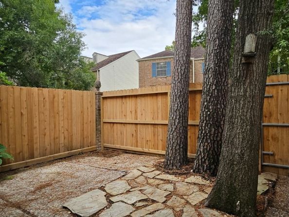 893 Wax Myrtle Lane 3, Houston TX 77079