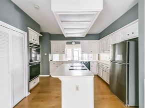 210 Mill Trail Drive, Sugar Land TX 77498