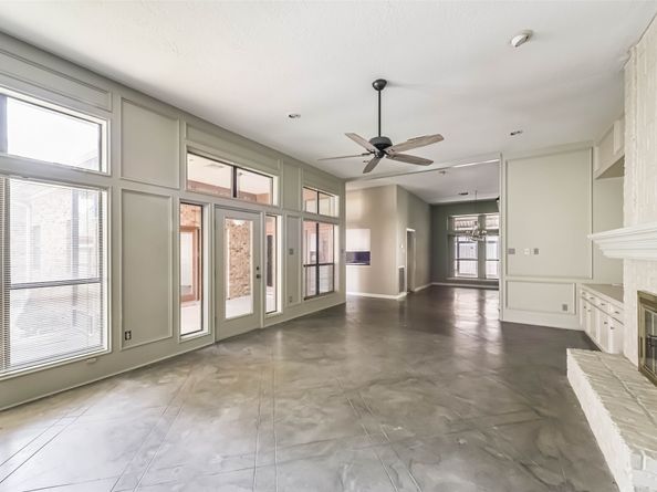210 Mill Trail Drive, Sugar Land TX 77498