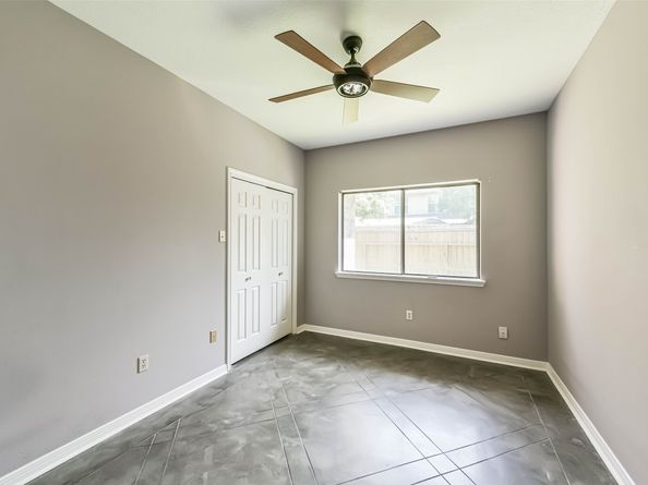 210 Mill Trail Drive, Sugar Land TX 77498