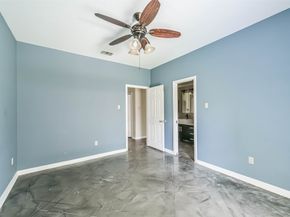 210 Mill Trail Drive, Sugar Land TX 77498