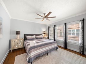 1635 Castle Court, Houston TX 77006