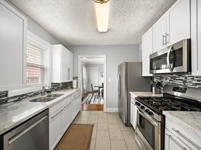 1635 Castle Court, Houston TX 77006