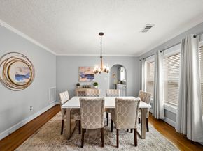 1635 Castle Court, Houston TX 77006