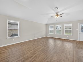 11643 Colossal Oak Drive, Houston TX 77066