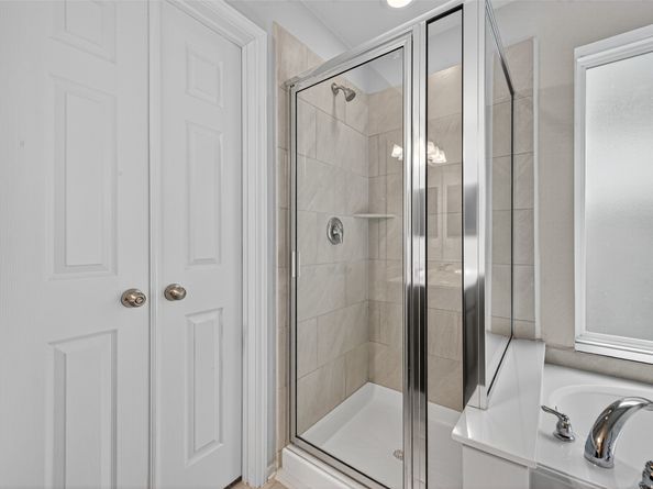 11643 Colossal Oak Drive, Houston TX 77066