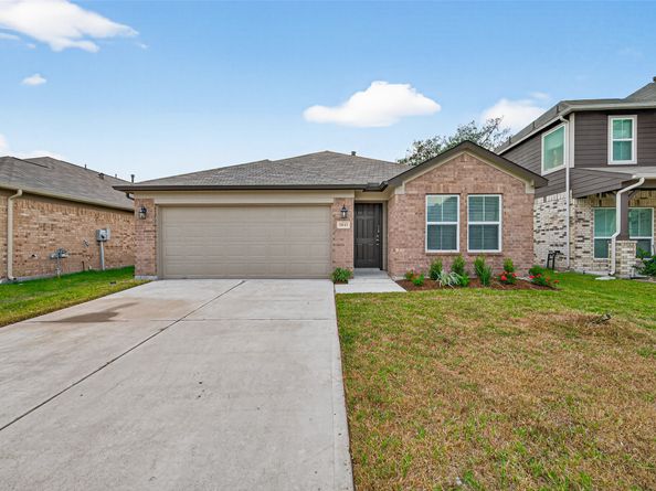 11643 Colossal Oak Drive, Houston TX 77066