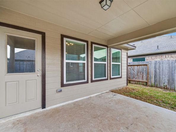 11643 Colossal Oak Drive, Houston TX 77066