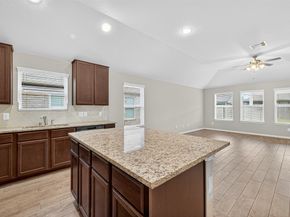 11643 Colossal Oak Drive, Houston TX 77066