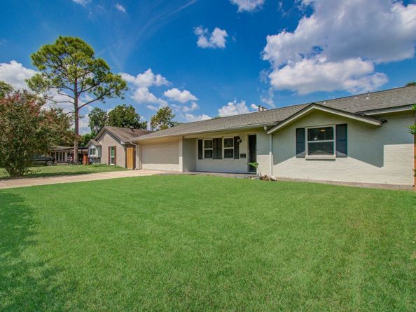 9410 Highmeadow Drive, Houston TX 77063